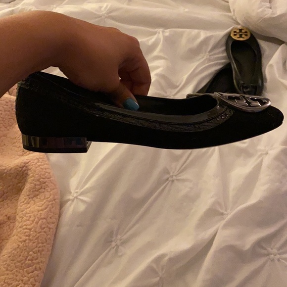Black tory burch flats - Picture 2 of 2